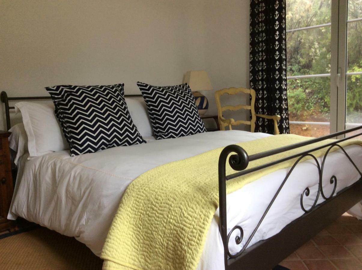 Le Mas Amore Bed & Breakfast Гасен Екстериор снимка