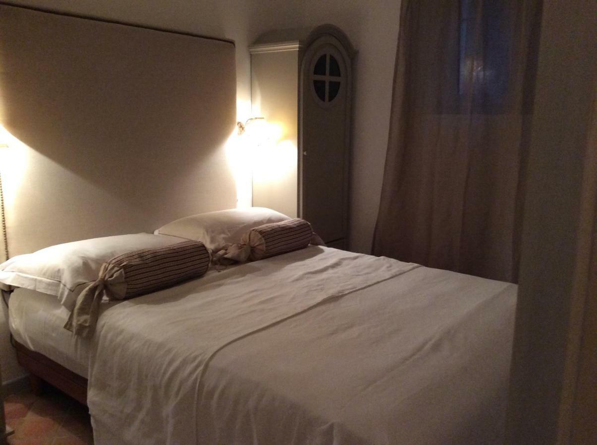 Le Mas Amore Bed & Breakfast Гасен Екстериор снимка